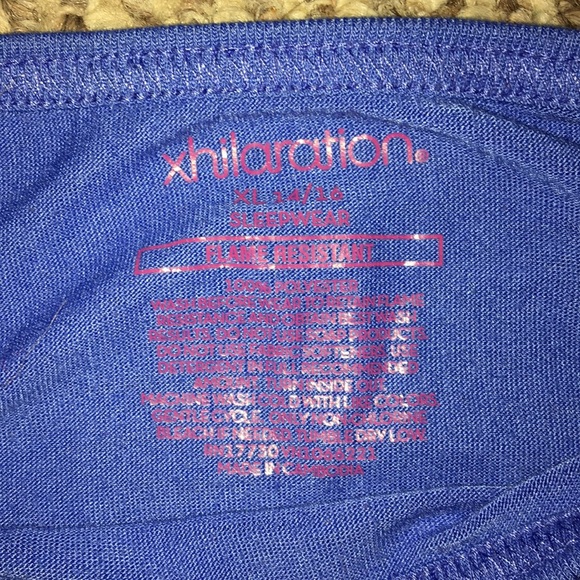 These items of clothing are to small for me - Picture 3 of 5